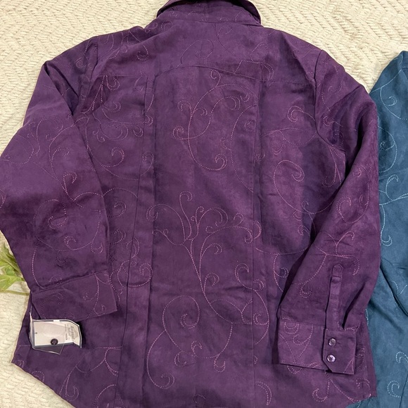 Croft and Barrow Size M Long Sleeve Button Front Blouse Blue - Purple Lot 2 New - Picture 12 of 13